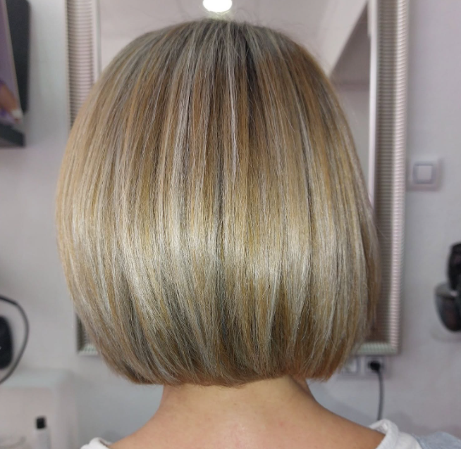 Mechas en cabello medio